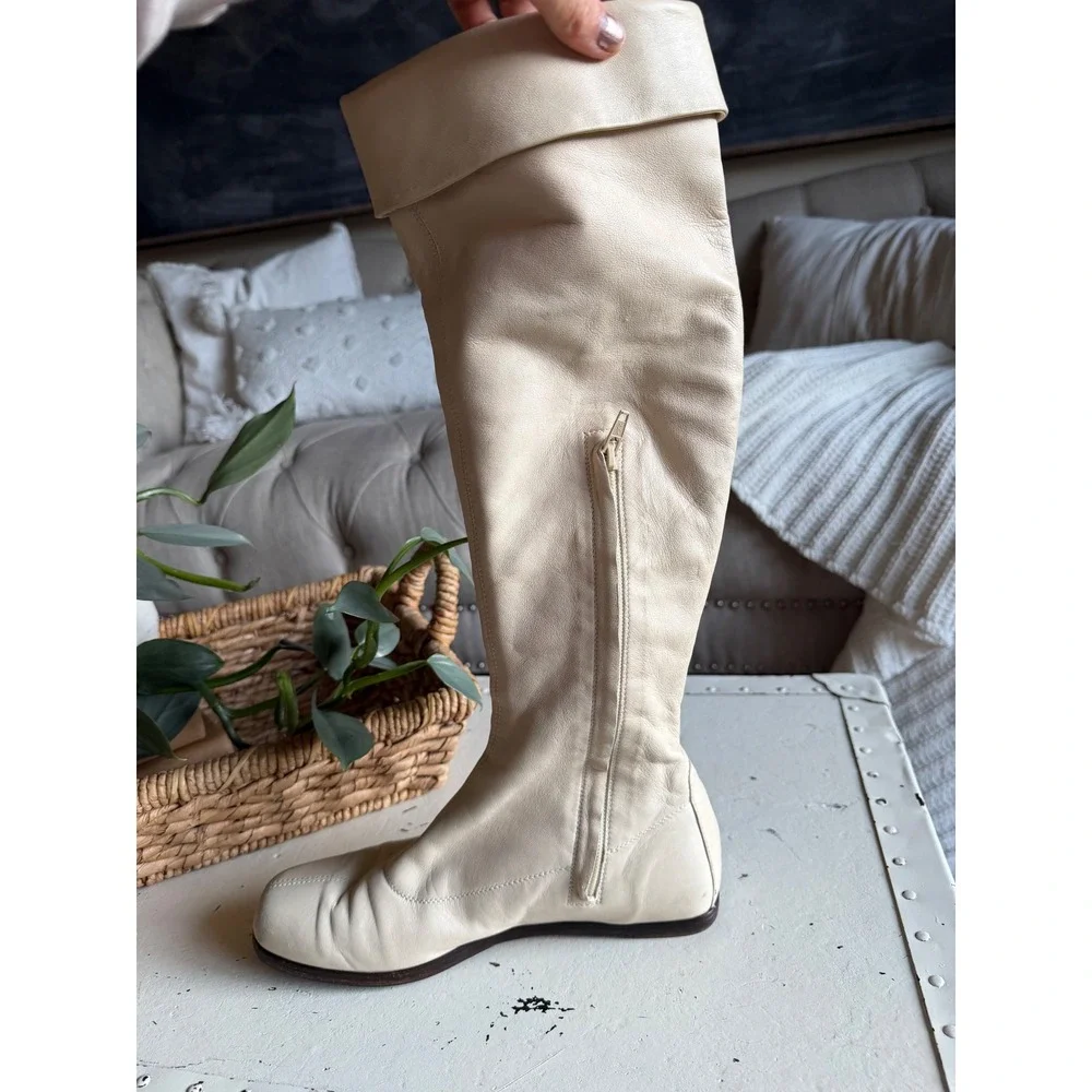 CHANEL Vintage Tall Boots Cream Leather CC Logo Women's Size 39 Y2K 90s Karl